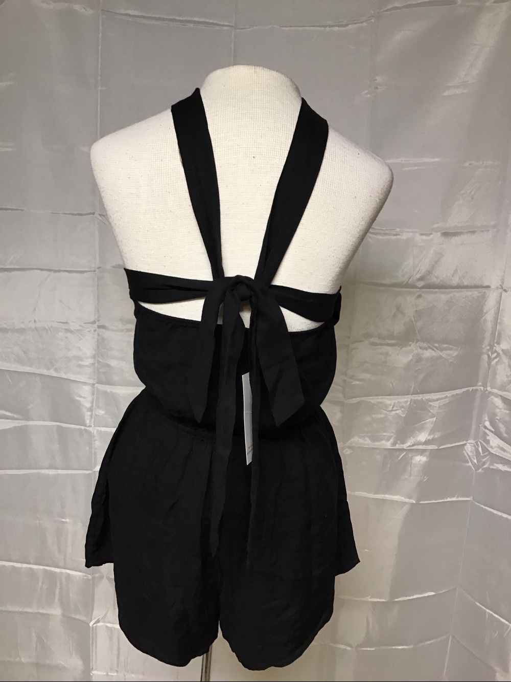 Tobi Black Halter Romper Size Small - Picture 6 of 12